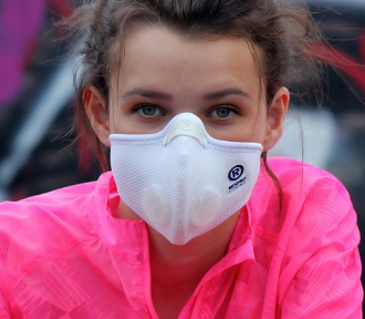 respro allergymask white woman